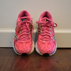 Saucony Women’s Breakthru Running Shoe Pink/Citron